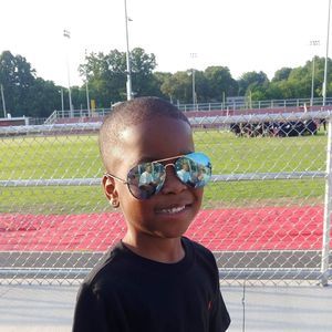 Meet your Posher, Victor